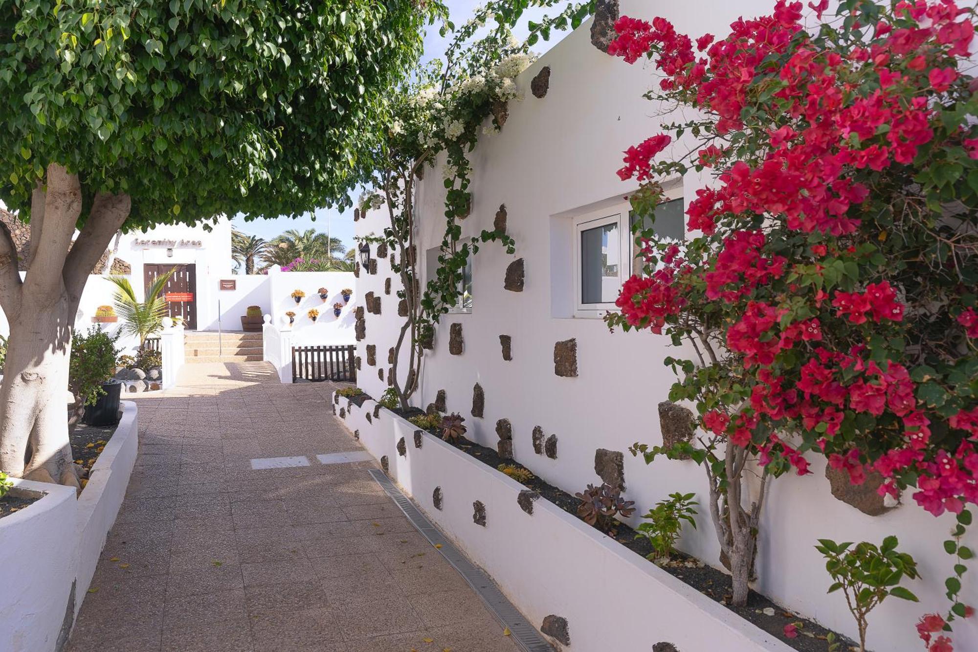 Hotel Siroco - Adults Only 18 Costa Teguise Exterior photo